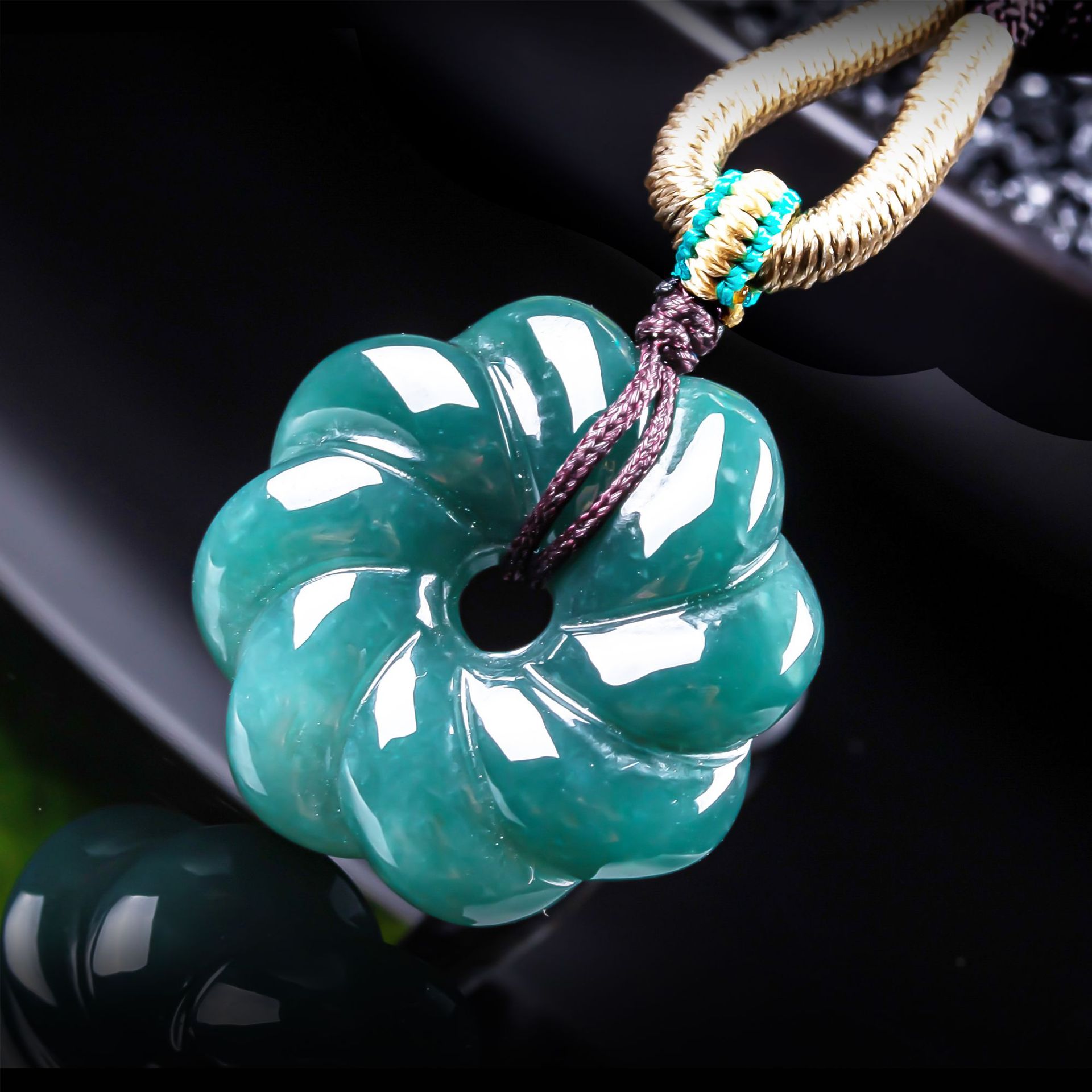 Women'S Accessories - Natürlicher burmesischer Jadeit-Blumenanhänger Halskette Accessoires Edelstein-Talismane