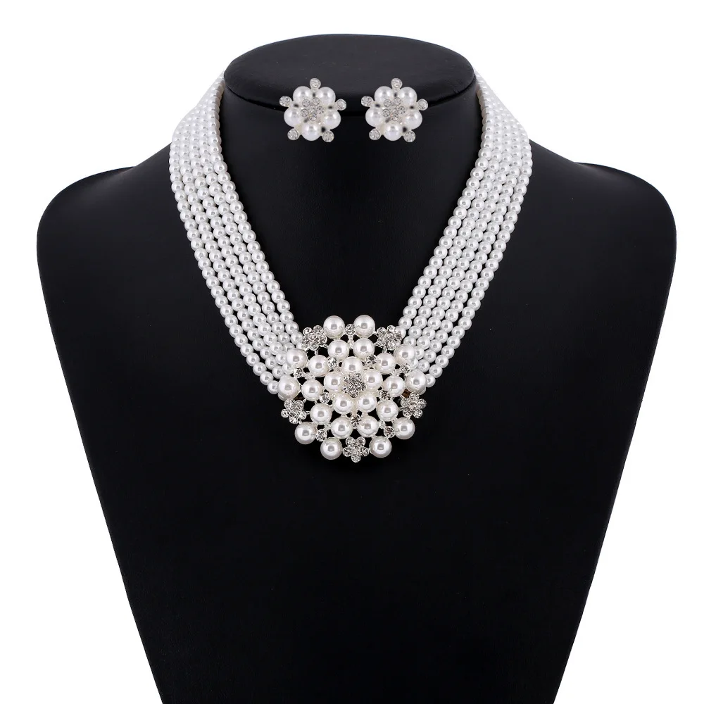 Audrey Hepburn Frühstück bei T – Women'S Accessories In The 1950S Bewertung und Preis